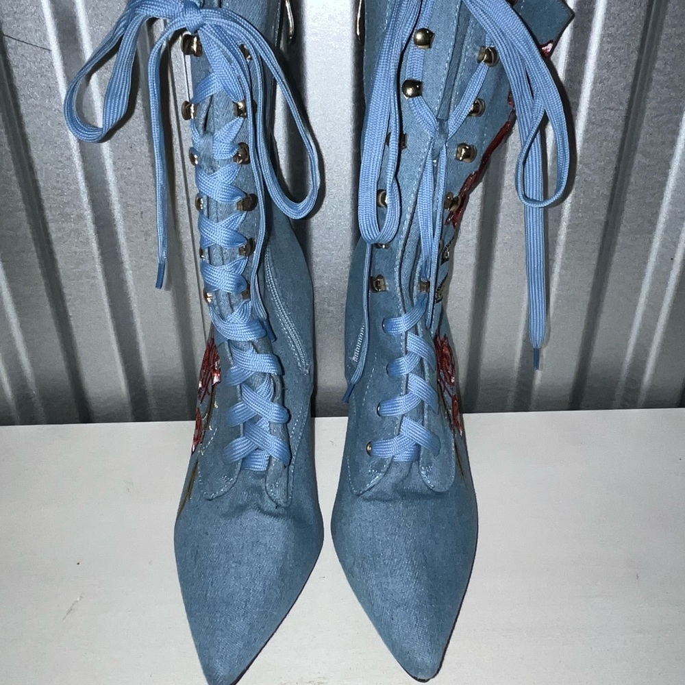 Jean boots